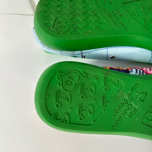 CHOCOLATCIAS Bonvoyage world map green woman Mary Jane comfort flat artsy travel - Picture 8 of 9